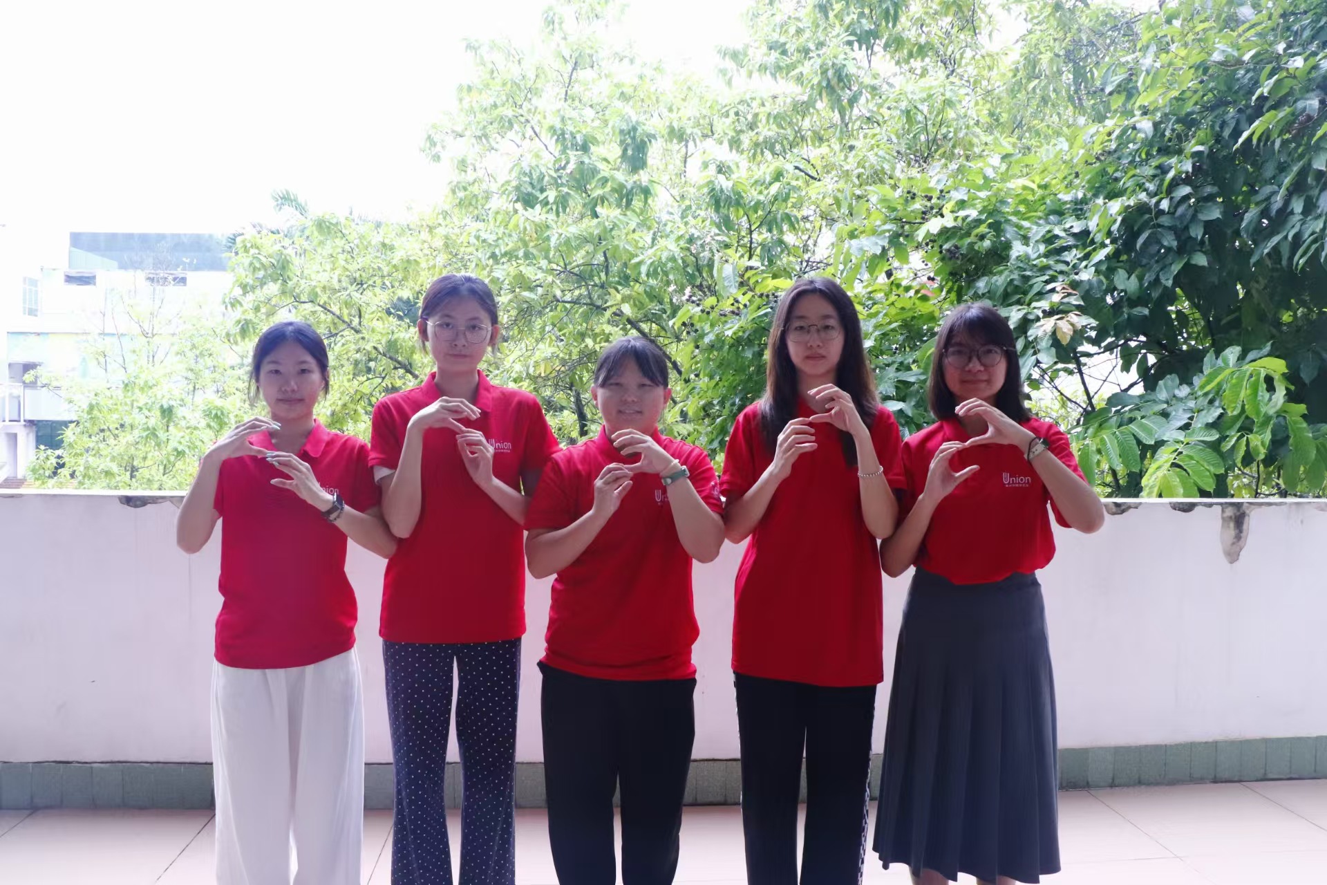 惠州学院学生会生活权益部成员合照